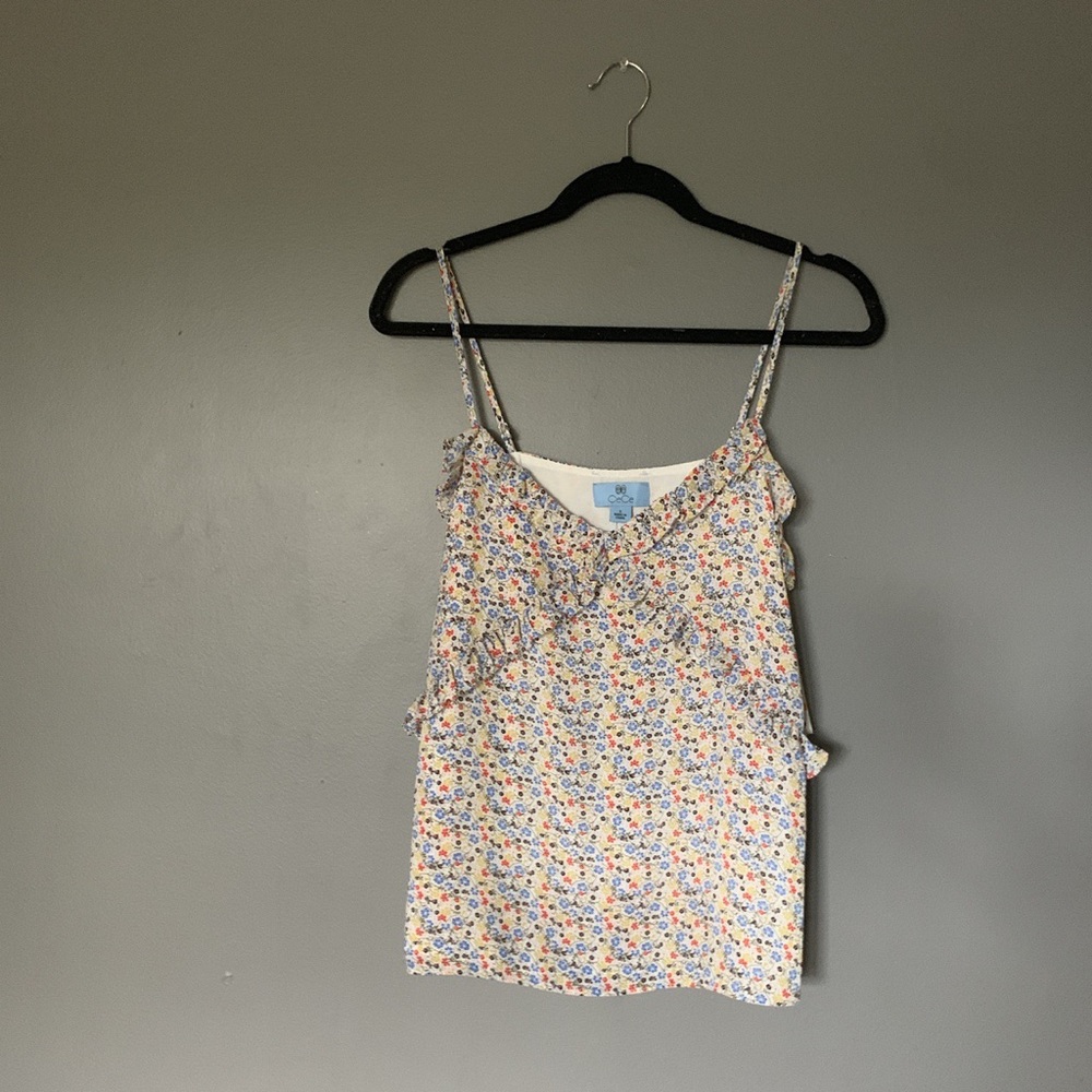 spaghetti strap top w flowers